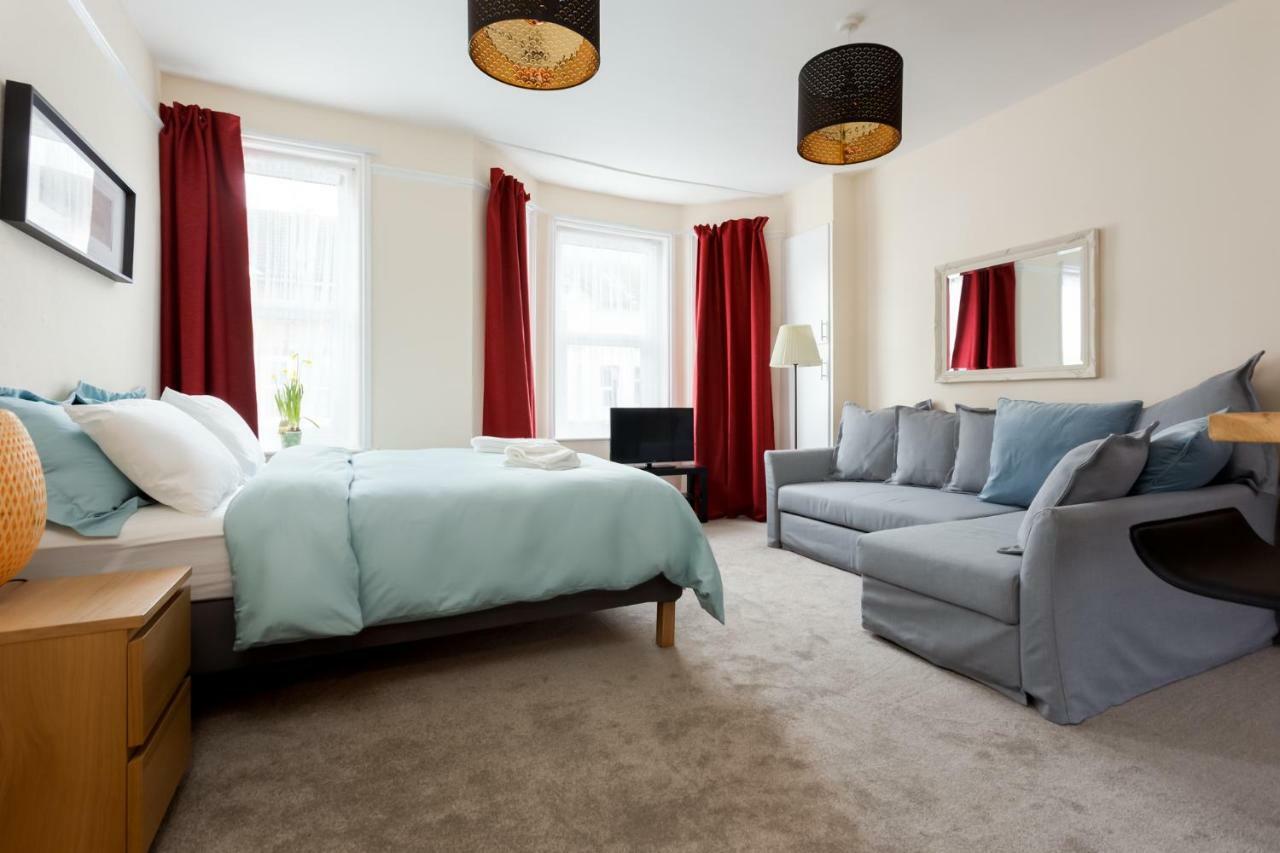 Stylish Town Centre Apartment Close To Beach And Shops Bournemouth Luaran gambar