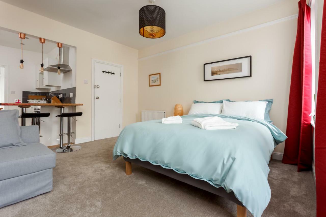 Stylish Town Centre Apartment Close To Beach And Shops Bournemouth Luaran gambar
